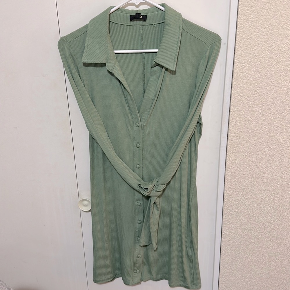 AFRM Long sleeve safe green collared button up knit dress NWT